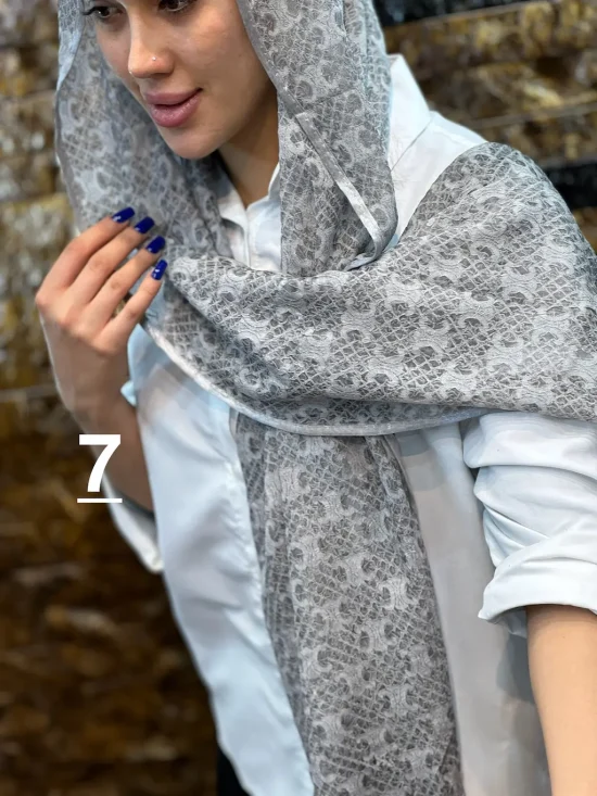شال و روسری رومانو