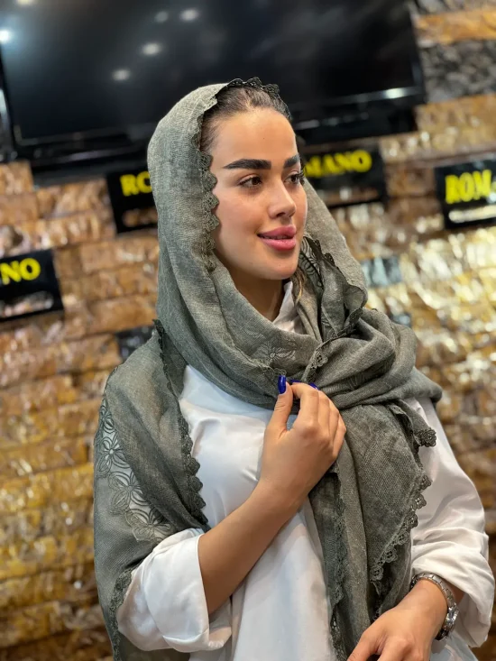شال گلبرگ برجسته شال و روسری رومانو