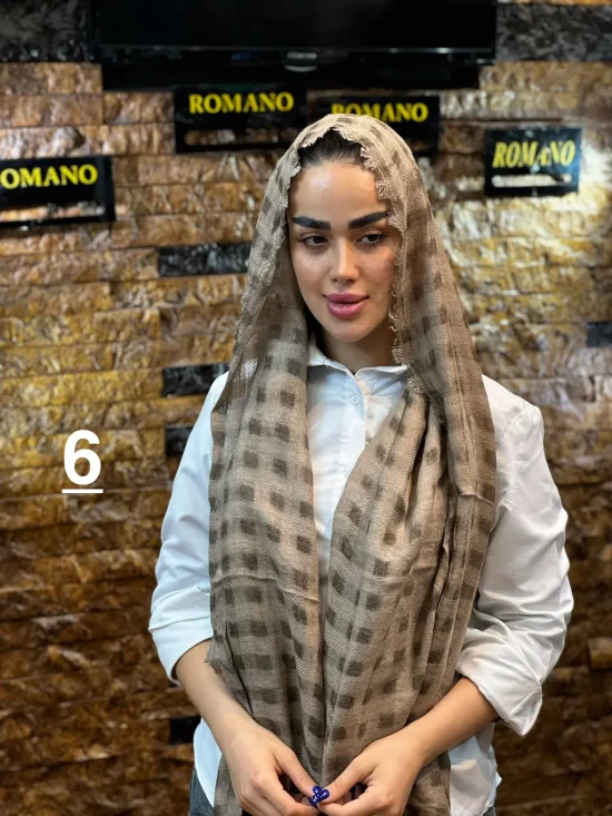 شال کنفی مربعی شال و روسری رومانو