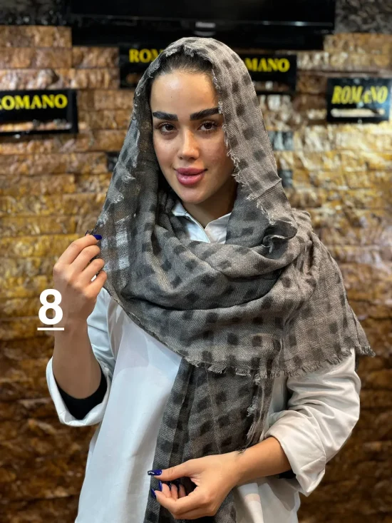 شال کنفی مربعی شال و روسری رومانو