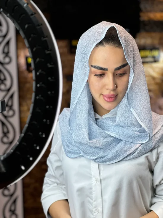 شال حریر پلیسه شال و روسری رومانو