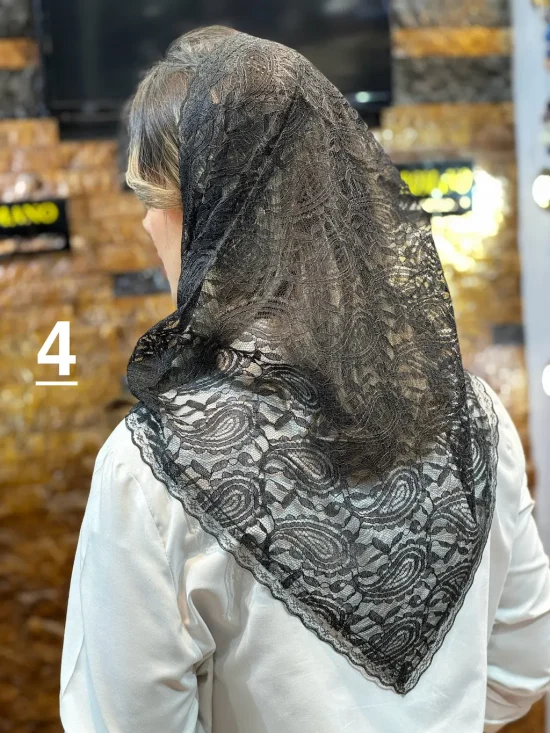 روسری سه گوش گیپور شال و روسری رومانو