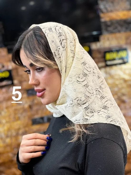 سه گوش گیپوری قواره ۱۰۰ شال و روسری رومانو