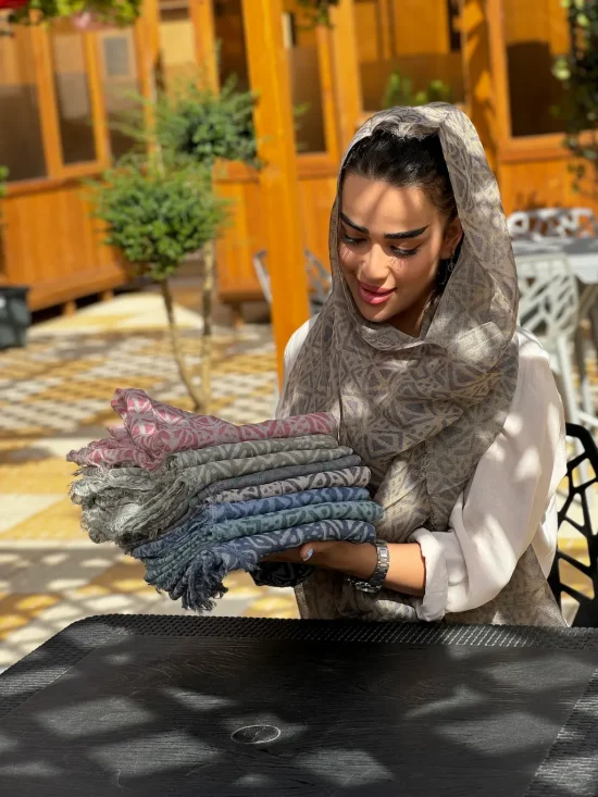 شال نانسی شال نانسی
