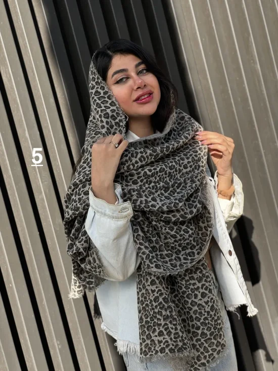 شال پاییزی پترن پلنگی