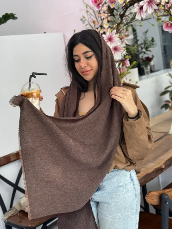 شال برشکا قهوه ای