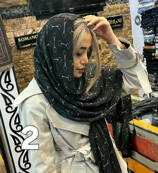 شال پلیسه برشکا شاین
