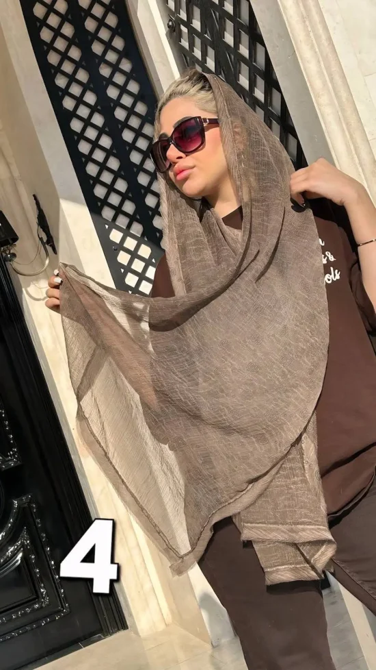 شال حریر پرنیا