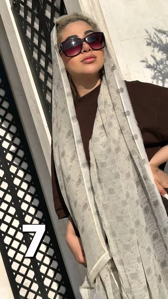 شال حریر پرنیا