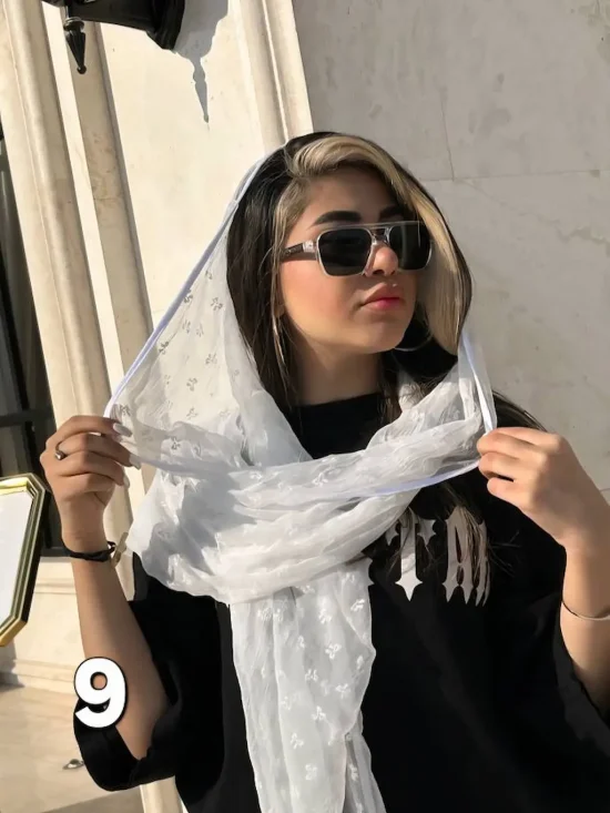 شال حریر ماهنوس